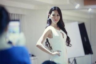 娱乐吃瓜酱女大学生毕业,女大学生21天“白嫖”生活，揭秘社会性艺术实验