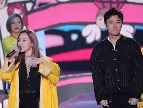 娱乐圈吃瓜博主直播回放,幕后真相与八卦风云 第3张 娱乐圈吃瓜博主直播回放,幕后真相与八卦风云 第3张
