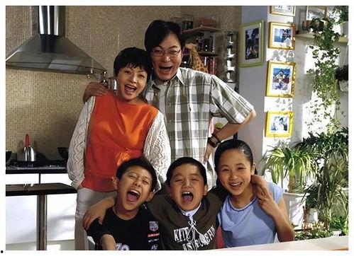 为了吃瓜的他进了娱乐圈,意外踏入娱乐圈开启新人生 第2张 为了吃瓜的他进了娱乐圈,意外踏入娱乐圈开启新人生 第2张