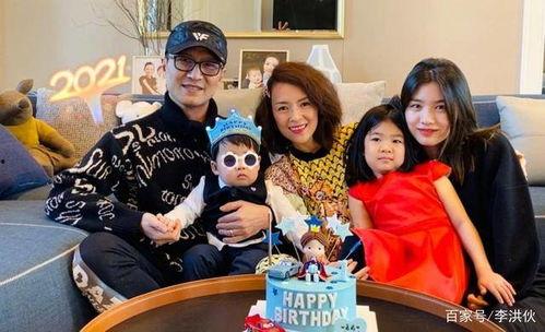 八点娱乐圈吃瓜爆料视频,揭秘明星幕后故事与真实情感 第3张 八点娱乐圈吃瓜爆料视频,揭秘明星幕后故事与真实情感 第3张