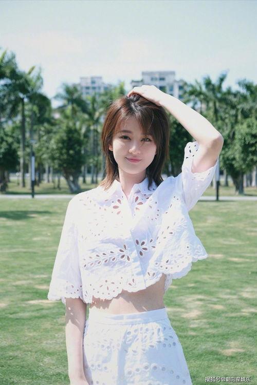 娱乐吃瓜妹闫妮小说在线阅读,小说中的情感纠葛与人生百态 第1张 娱乐吃瓜妹闫妮小说在线阅读,小说中的情感纠葛与人生百态 第1张