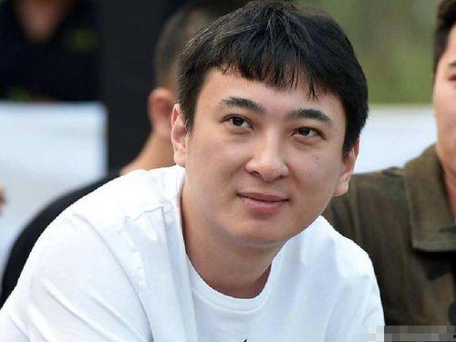 两位吃瓜教授娱乐圈,两位吃瓜教授深度解析娱乐圈风云变幻 第3张 两位吃瓜教授娱乐圈,两位吃瓜教授深度解析娱乐圈风云变幻 第3张