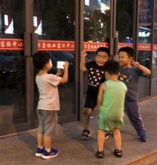 娱乐吃瓜头像图片男,揭秘校园吃瓜达人，男生头像背后的故事  第2张