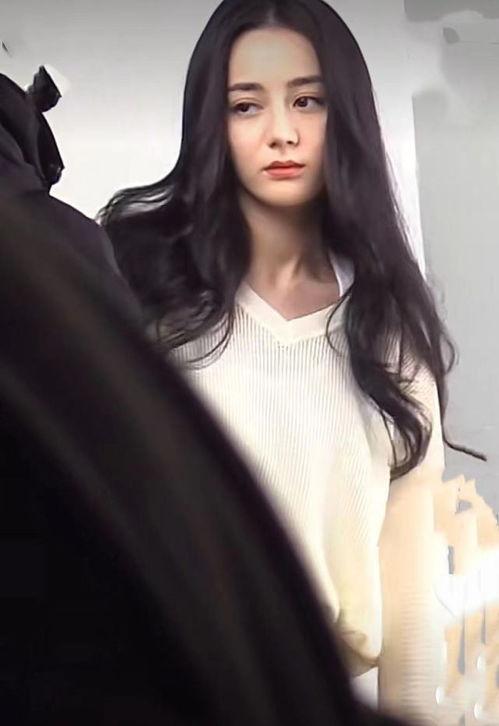 娱乐圈吃瓜热巴是谁啊,热巴的瓜田奇遇记 第1张 娱乐圈吃瓜热巴是谁啊,热巴的瓜田奇遇记 第1张