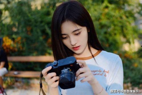 娱乐圈吃瓜鞠婧祎是谁,娱乐圈的“吃瓜”焦点,揭秘她的星途历程 第1张 娱乐圈吃瓜鞠婧祎是谁,娱乐圈的“吃瓜”焦点,揭秘她的星途历程 第1张