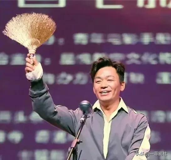 何炅娱乐圈吃瓜爆料事件,一场吃瓜爆料的真实盛宴 第2张 何炅娱乐圈吃瓜爆料事件,一场吃瓜爆料的真实盛宴 第2张