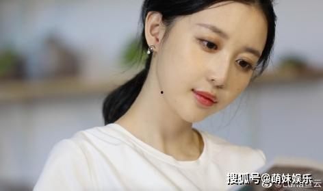 娱乐圈吃瓜爆料浪姐视频,浪姐视频背后的吃瓜爆料风云  第2张