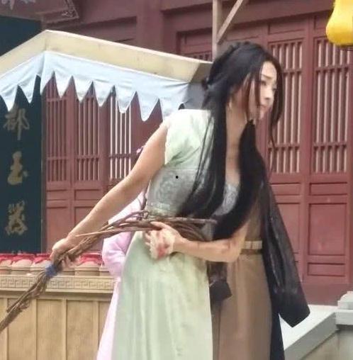 娱乐圈吃瓜女星是谁最美,揭秘最美女星风云录  第3张 娱乐圈吃瓜女星是谁最美,揭秘最美女星风云录  第3张