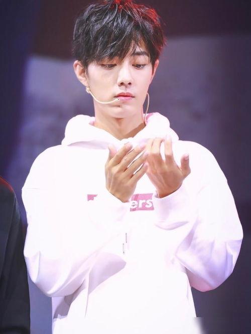 最新娱乐圈吃瓜爆料肖战,娱乐圈再掀波澜  第1张 最新娱乐圈吃瓜爆料肖战,娱乐圈再掀波澜  第1张