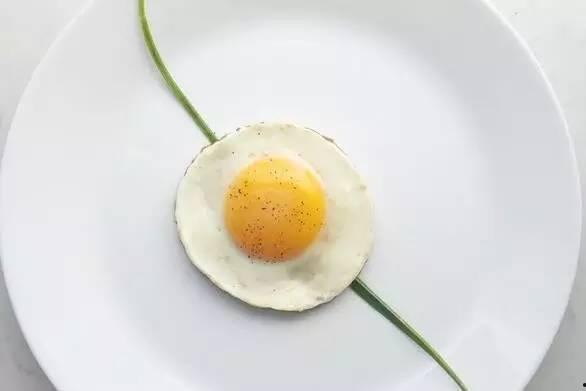 娱乐圈吃瓜酱荷包蛋,荷包蛋事件引发热议,吃瓜群众纷纷围观!  第2张 娱乐圈吃瓜酱荷包蛋,荷包蛋事件引发热议,吃瓜群众纷纷围观!  第2张