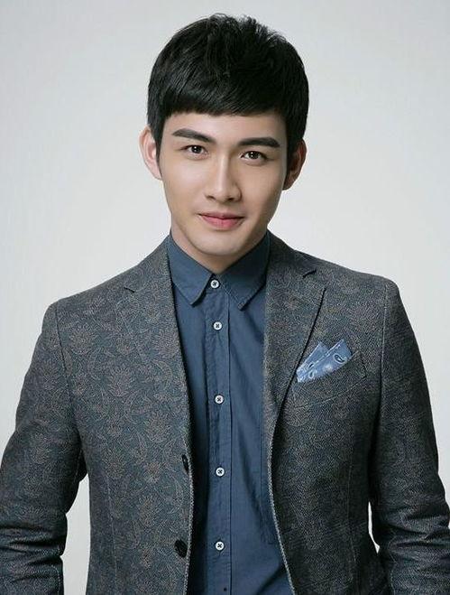 娱乐圈男明星吃瓜现场直播,揭秘幕后真相与幕后黑手  第2张