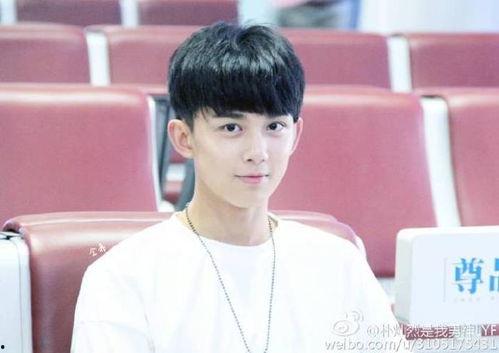 娱乐吃瓜君吴磊热巴花絮,甜蜜互动引网友热议  第2张